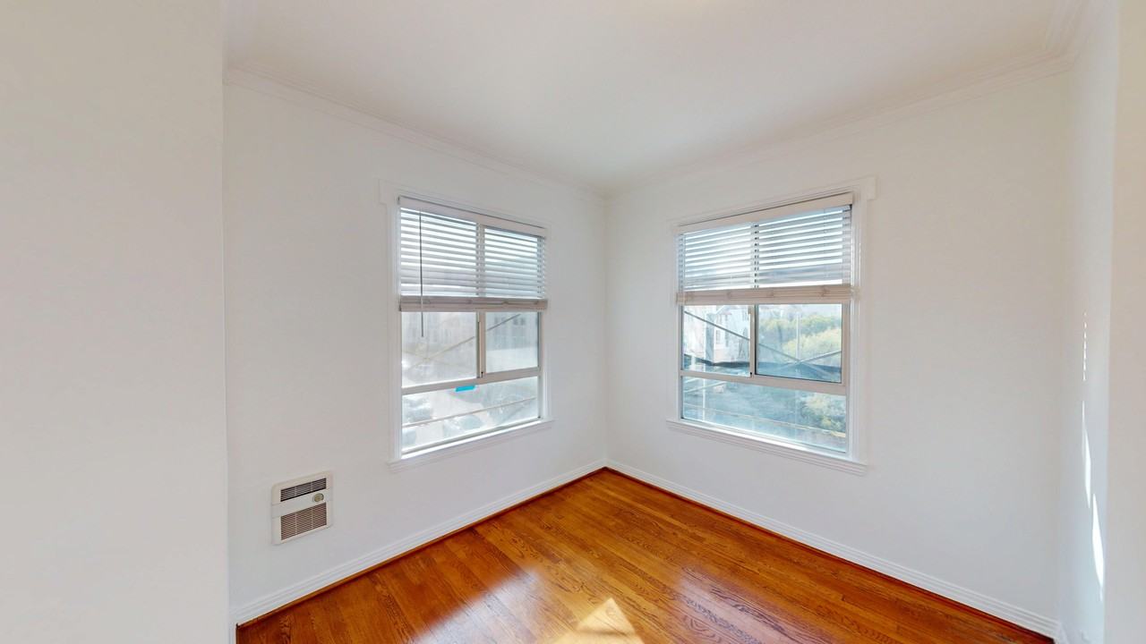 1690 North Point Street - Photo 3 of 23