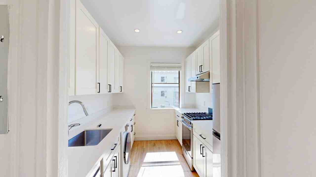 2500 Van Ness Avenue - Photo 3 of 15