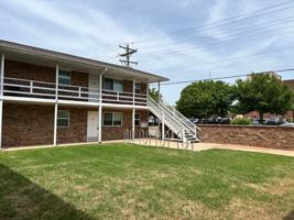 featured image of 301 N University Dr