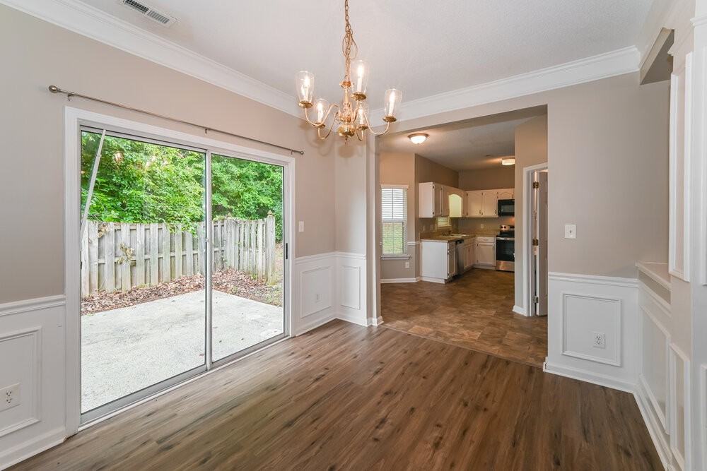 7526 Fallow Ln - Photo 7 of 17