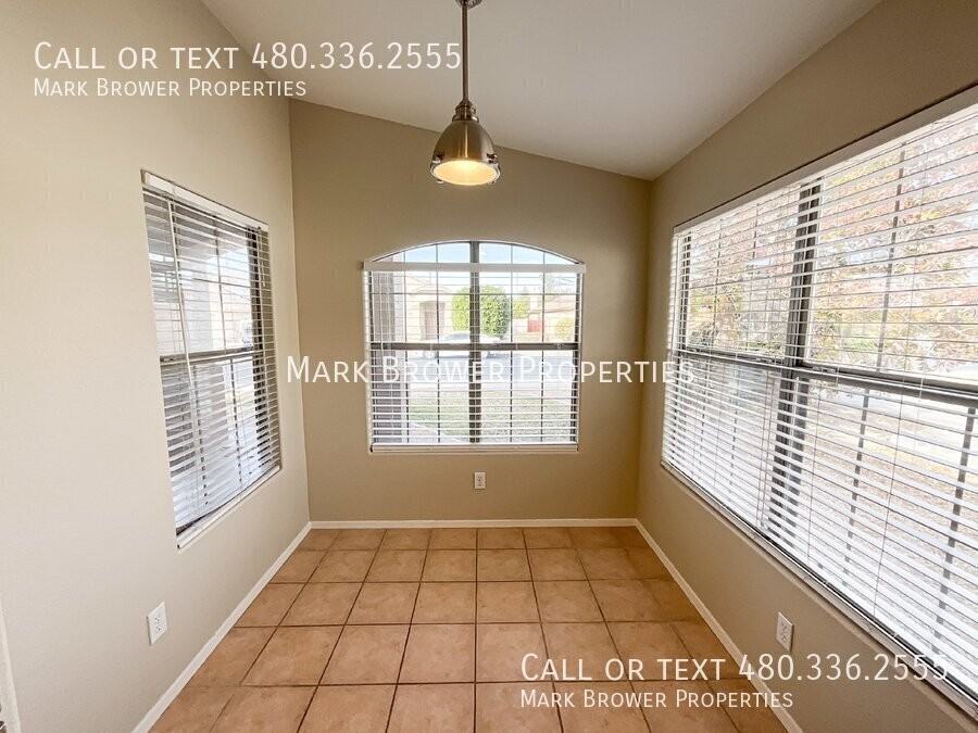 2041 E Rawhide St - Photo 6 of 32