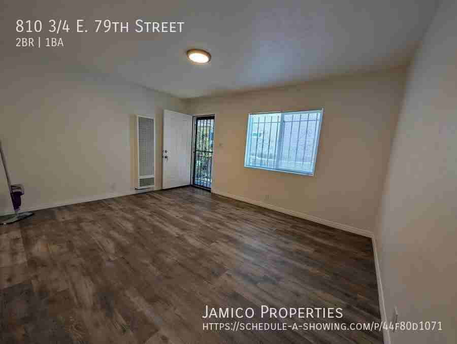 810 3/4 E 79th St - Photo 3 of 10