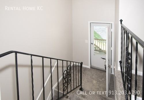 16413 W 123rd St - Photo 6 of 32