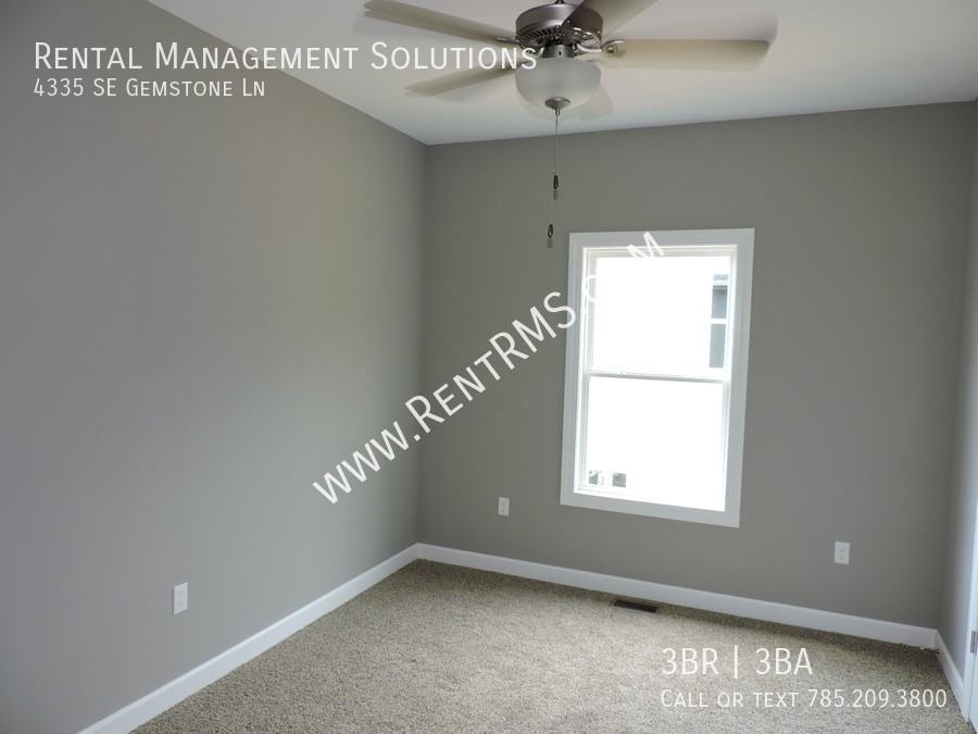 4335 Se Gemstone Ln - Photo 7 of 18