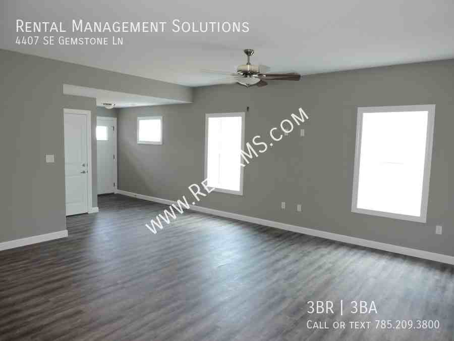 4407 Se Gemstone Ln - Photo 6 of 18