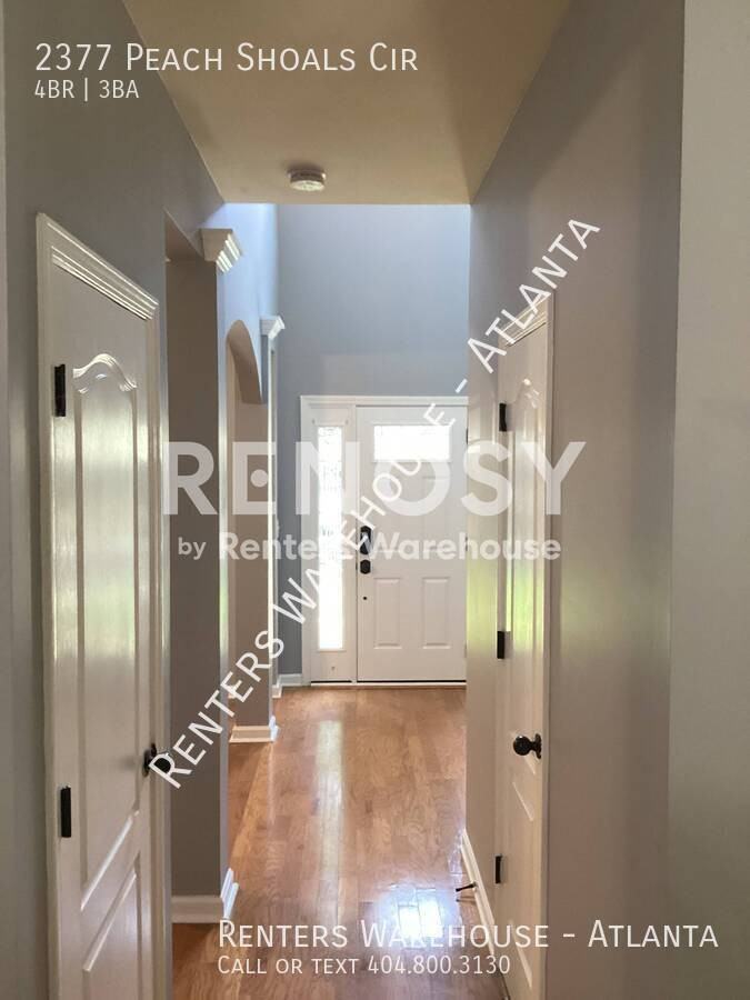 2377 Peach Shoals Cir - Photo 3 of 33