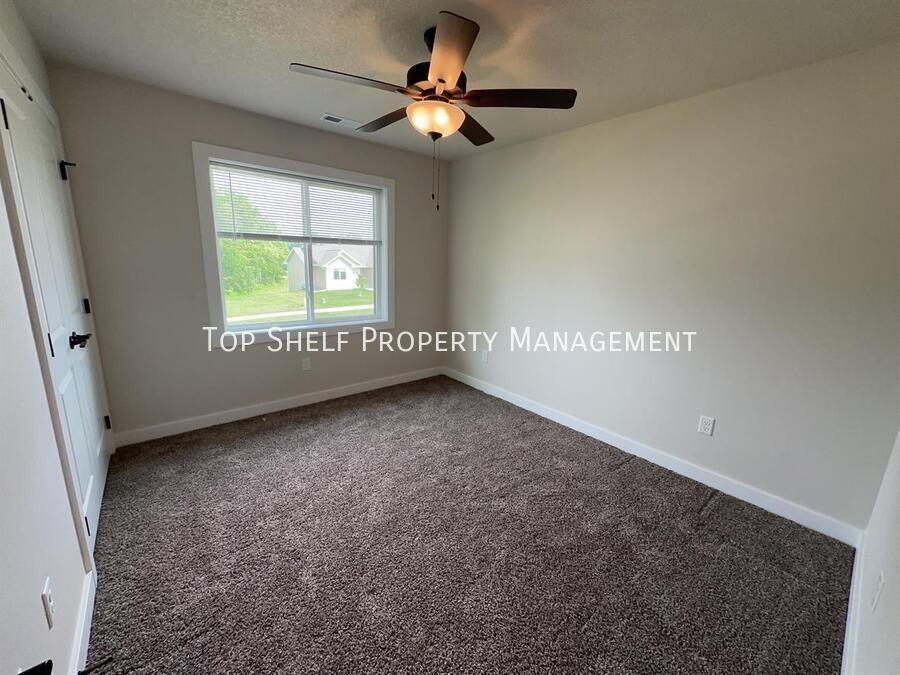 232 Bristlecone Dr - Photo 7 of 15