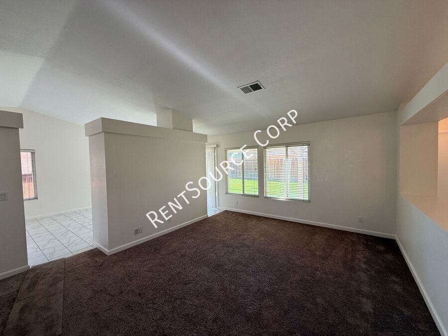 2240 Westpark Dr - Photo 3 of 26