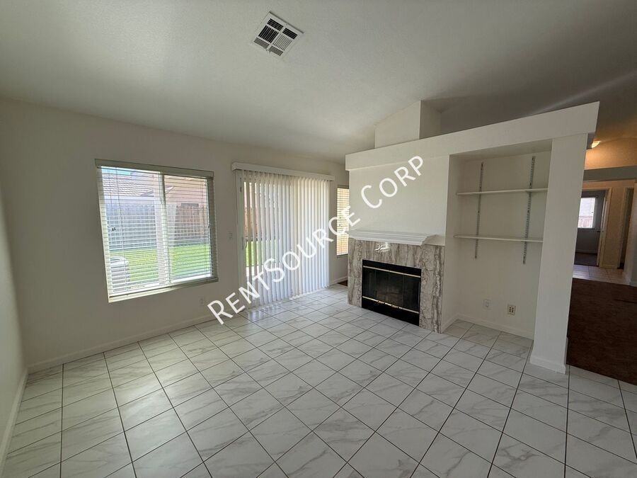 2240 Westpark Dr - Photo 5 of 26
