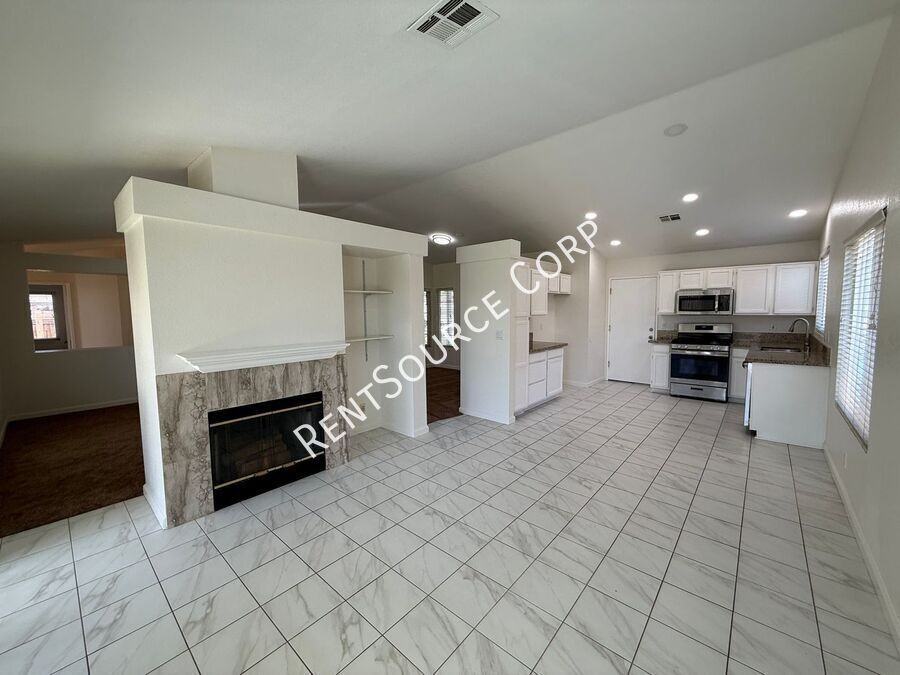 2240 Westpark Dr - Photo 6 of 26