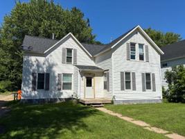 featured image of 120 Illinois St