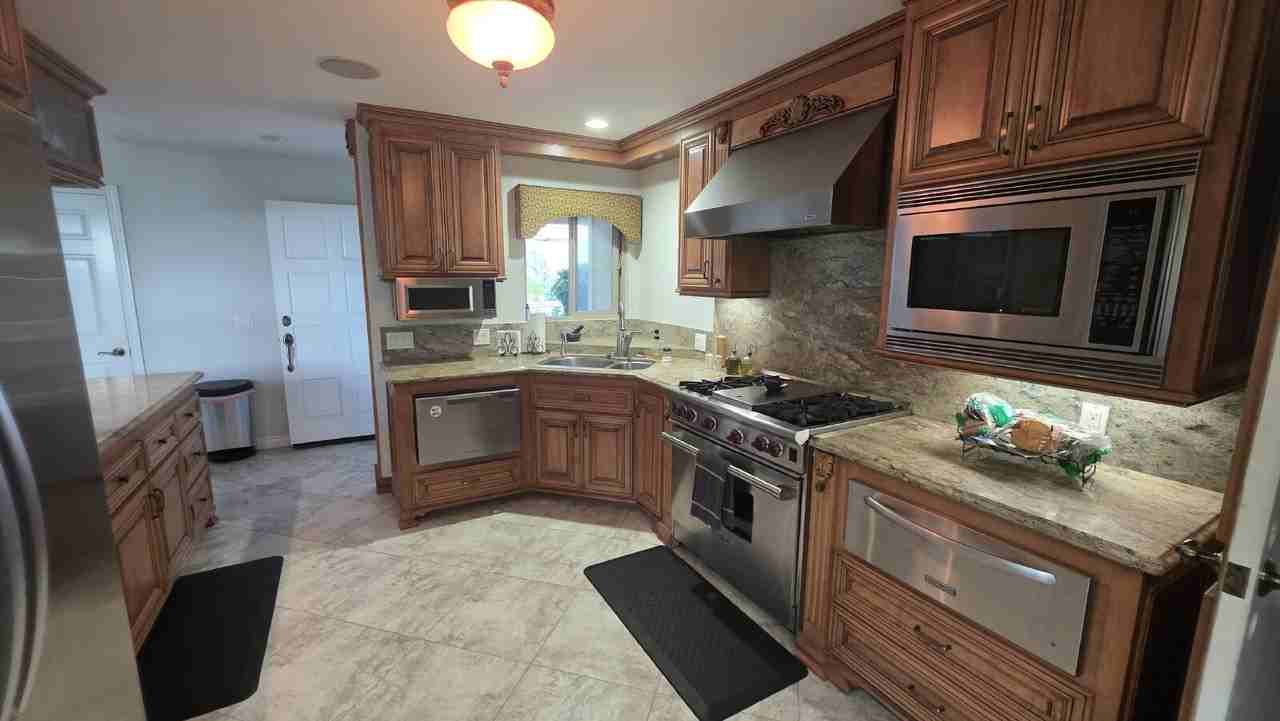 1958 Spyglass Cir - Photo 4 of 16