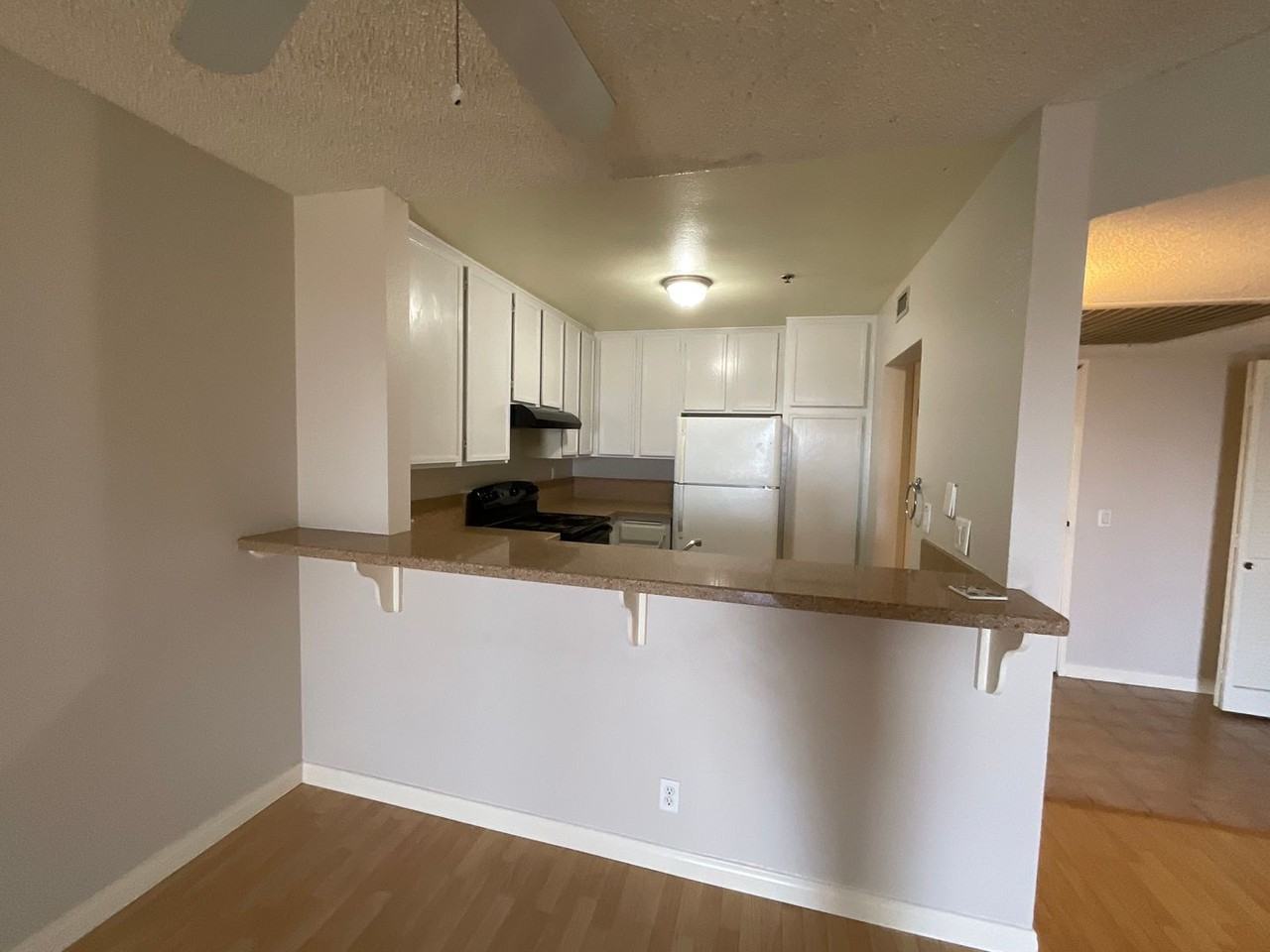 5985 Dandridge Ln #106 - Photo 3 of 32