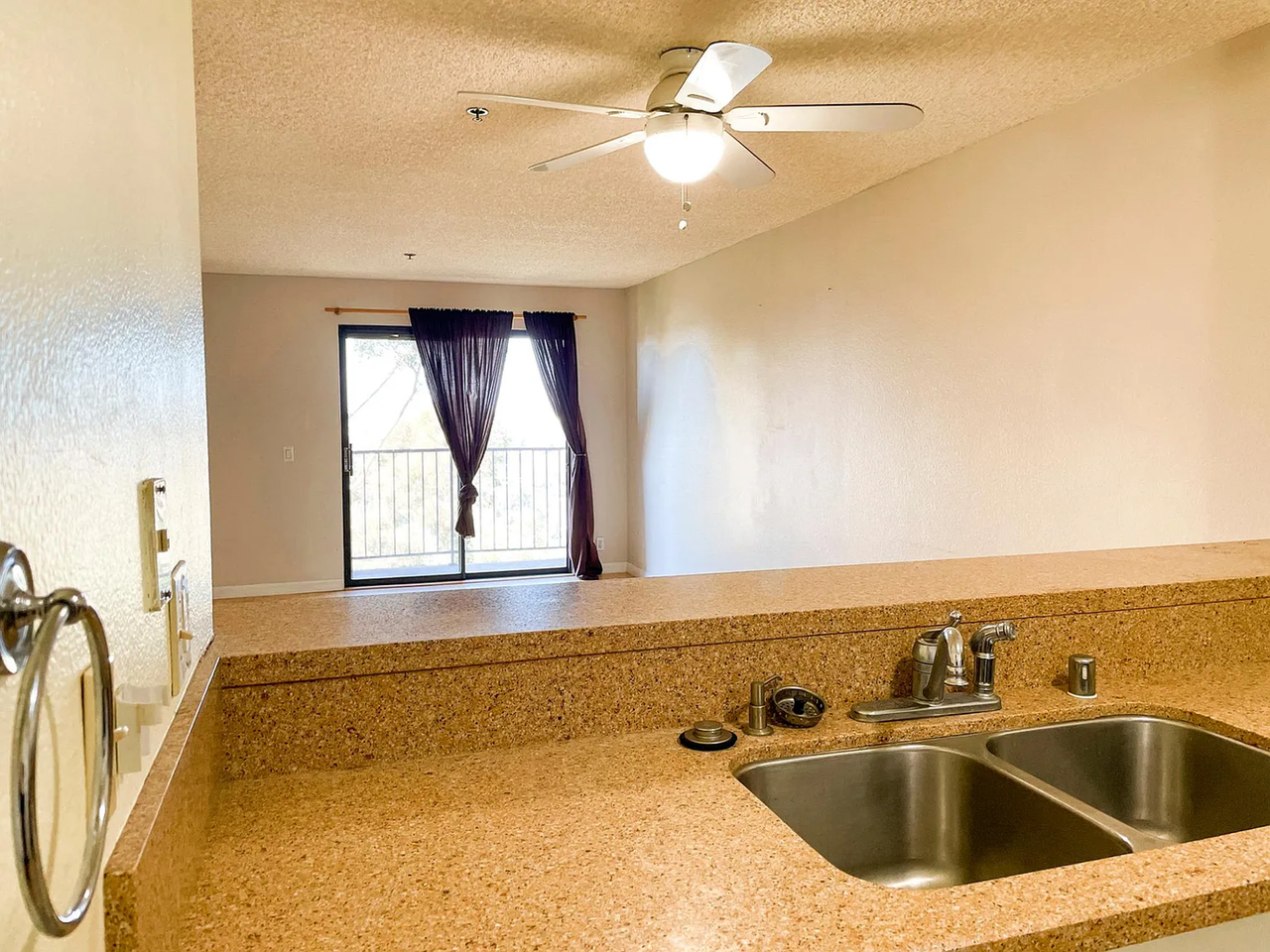 5985 Dandridge Ln #106 - Photo 7 of 32