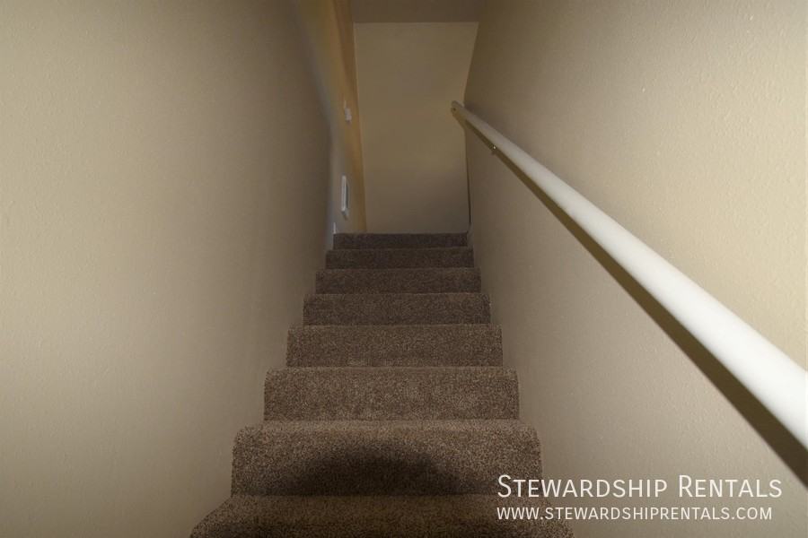 893 W 5th Ave #2 - Photo 4 of 23
