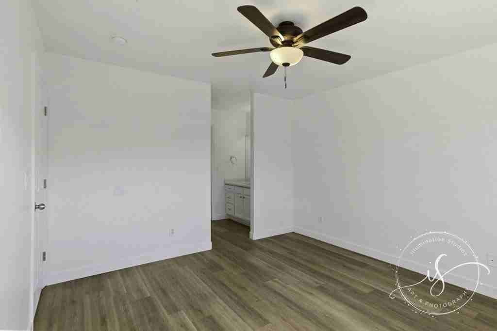 S 220 East Cir - Photo 7 of 12
