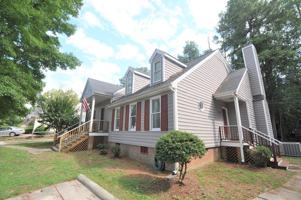 featured image of 303A Hunter St