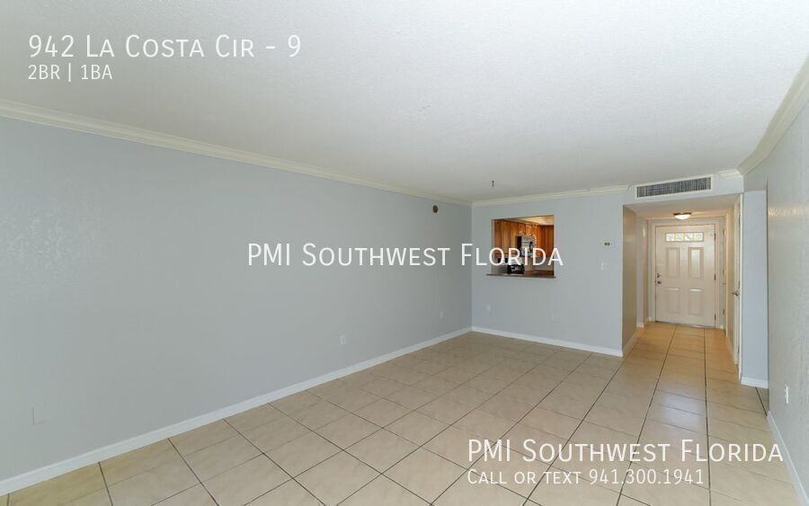 942 La Costa Cir #9 - Photo 3 of 35