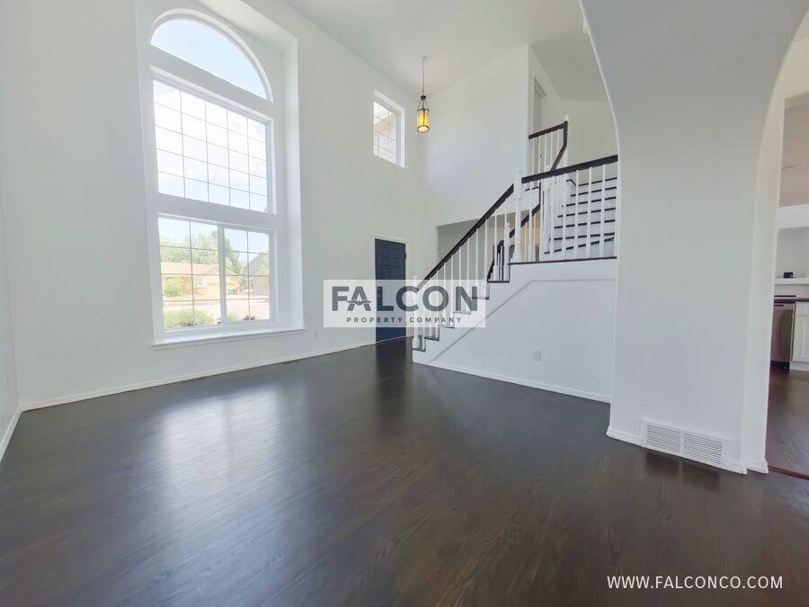 1111 Mount Estes Dr - Photo 2 of 28