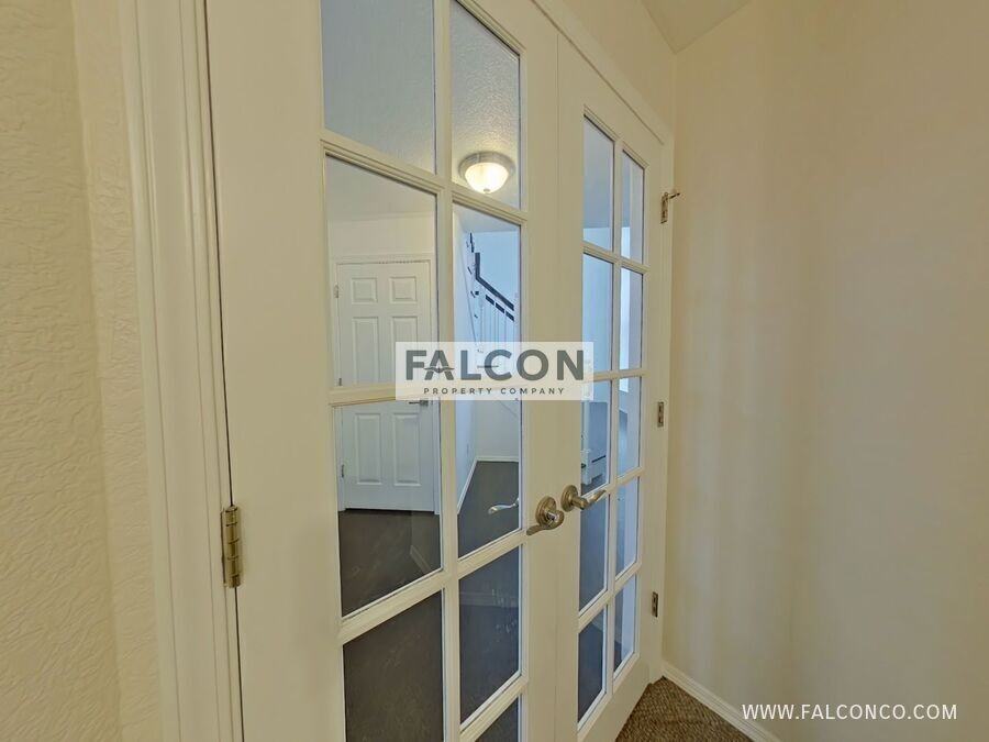 1111 Mount Estes Dr - Photo 6 of 28