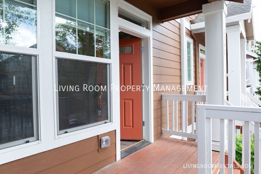 1142 Sw 162nd Ave - Photo 2 of 15