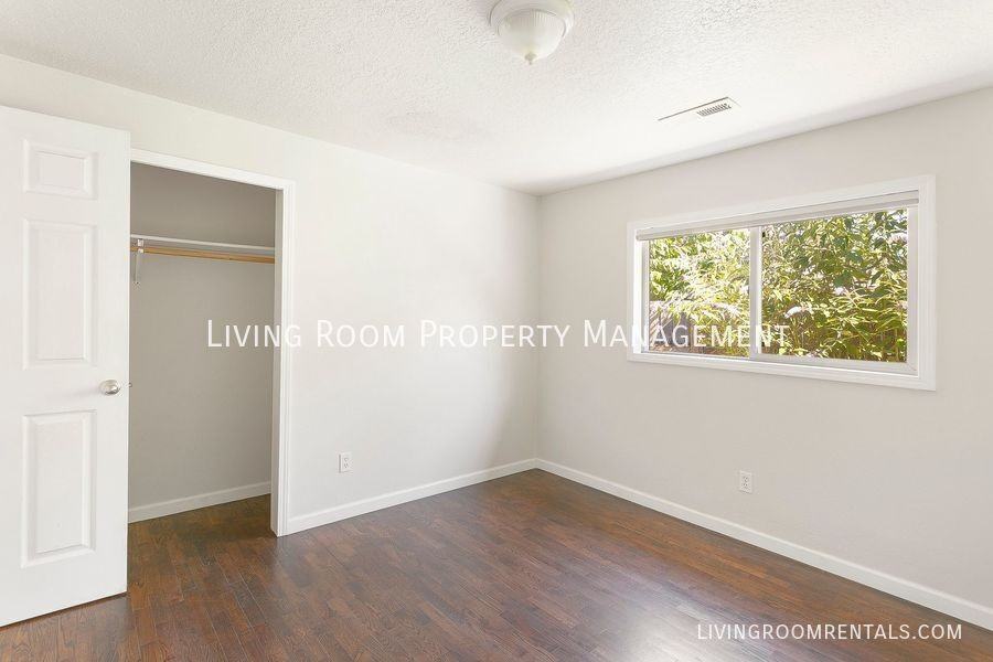 7021 Se 69th Ave - Photo 6 of 14