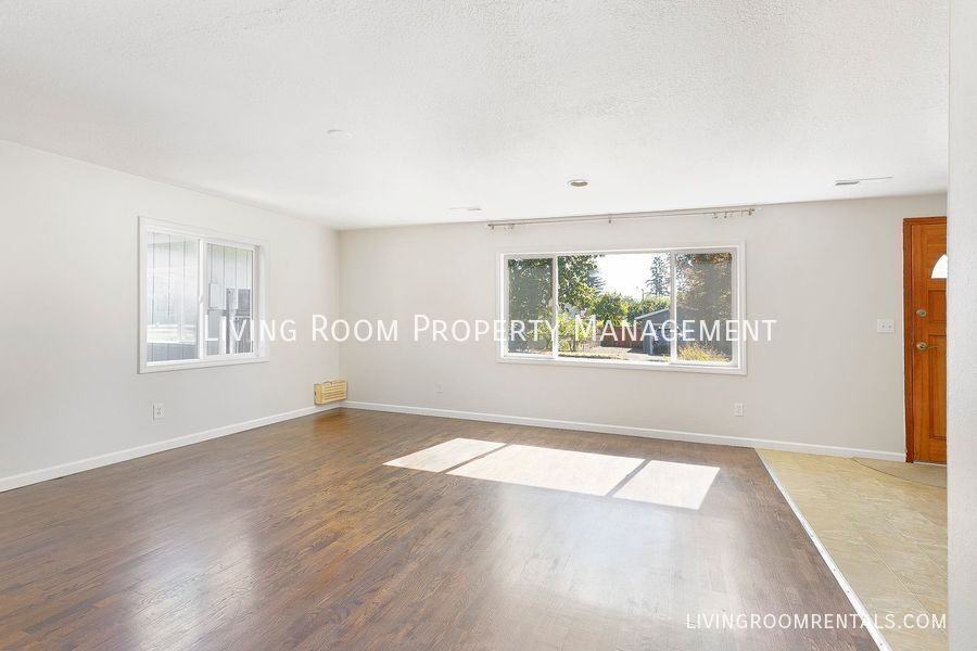 7021 Se 69th Ave - Photo 7 of 14