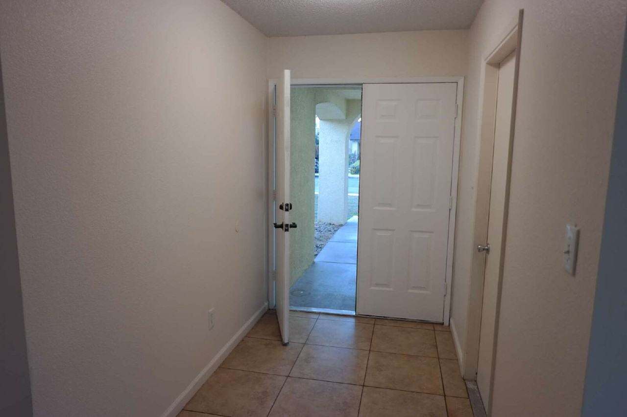 907 Ivy Trae Ln - Photo 5 of 20