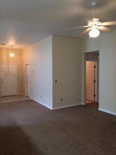 19 Pilgrim Dr - Photo 2 of 12