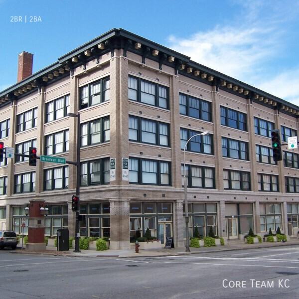 934 Broadway Blvd #210