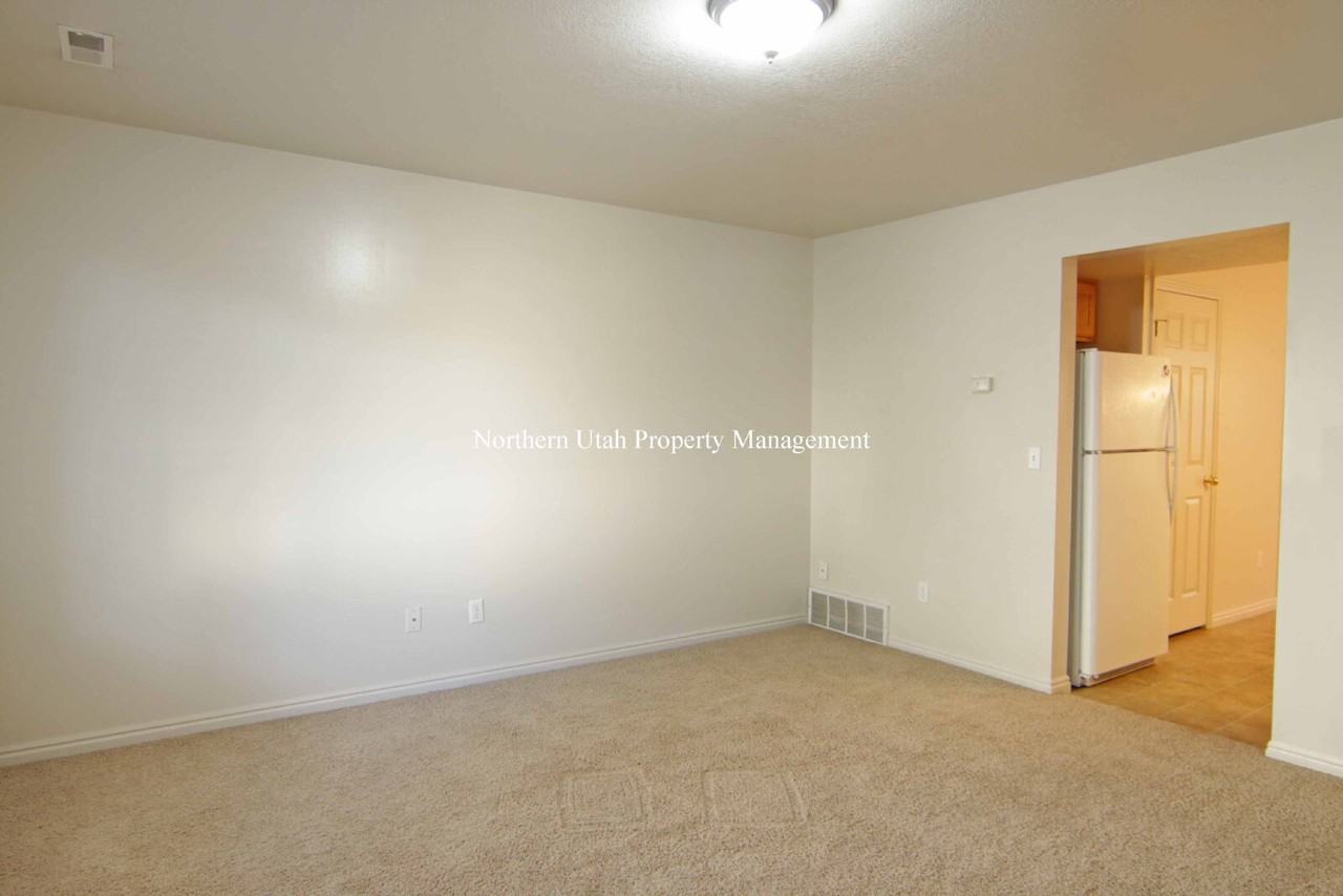 1347 E 6225 S - Photo 2 of 19