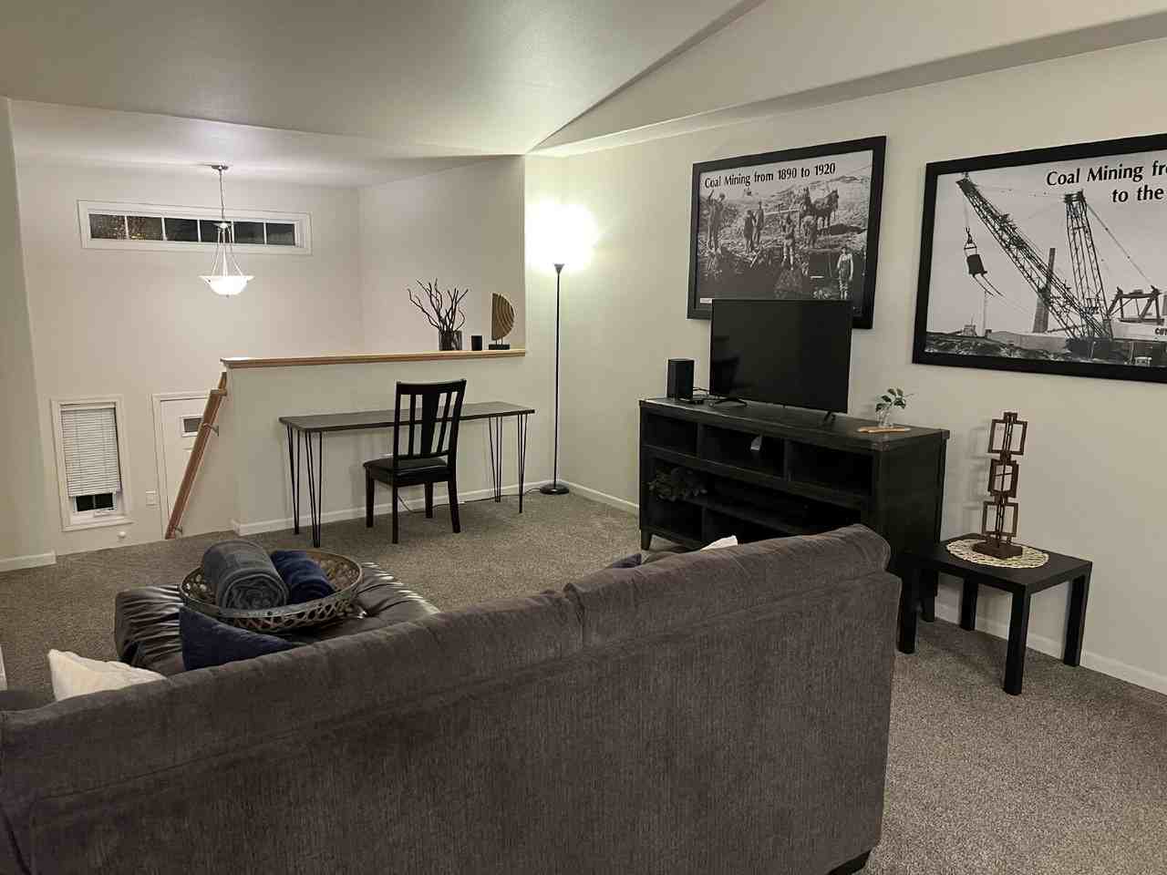 87 Mulberry Loop Ne - Photo 2 of 13