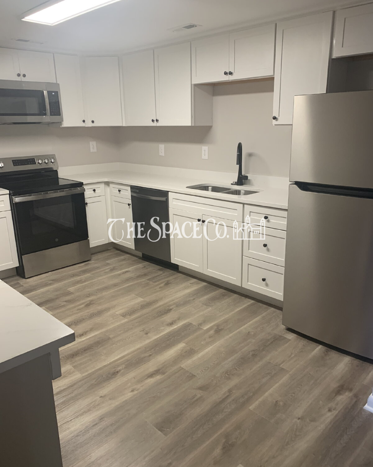 1118 Gunn Ave Unit B - Photo 6 of 15