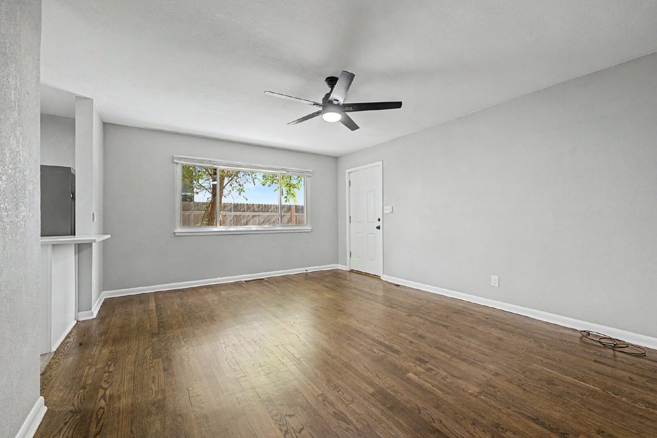 2912 S Delaware St - Photo 2 of 19