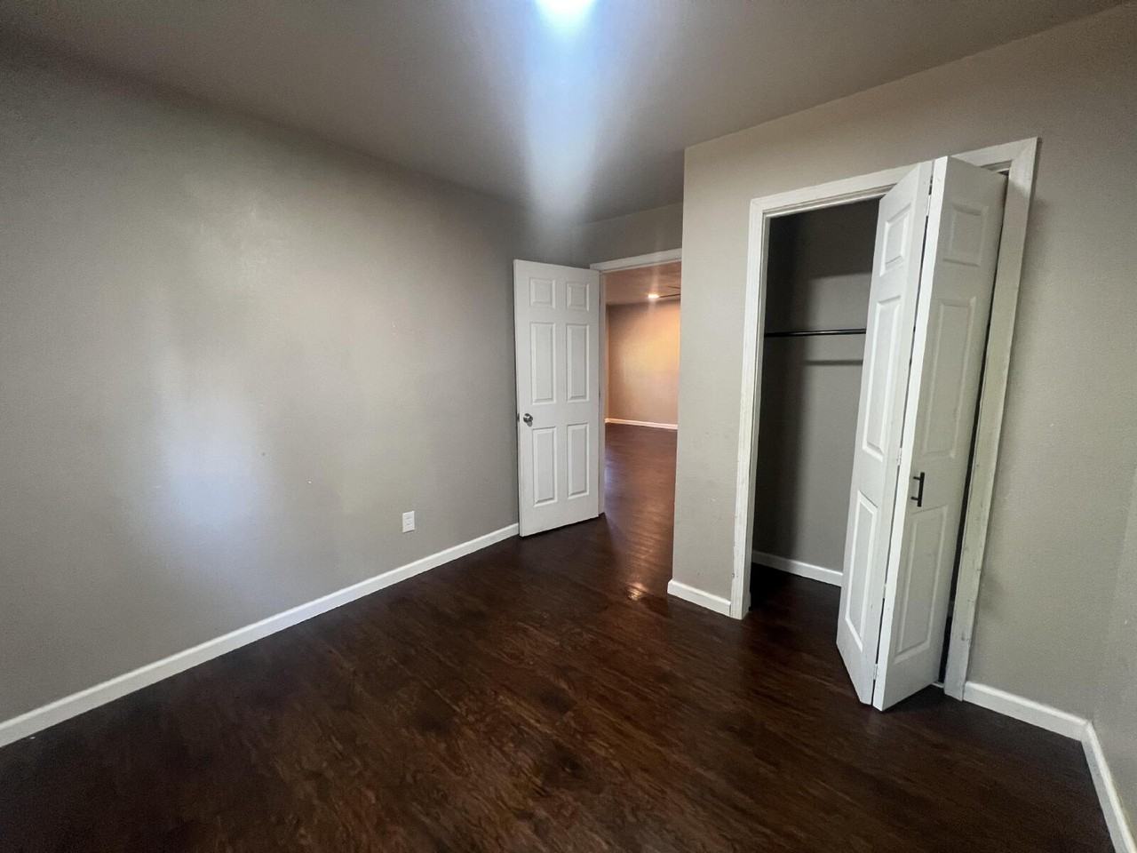 4936 E Haskell Pl - Photo 6 of 17