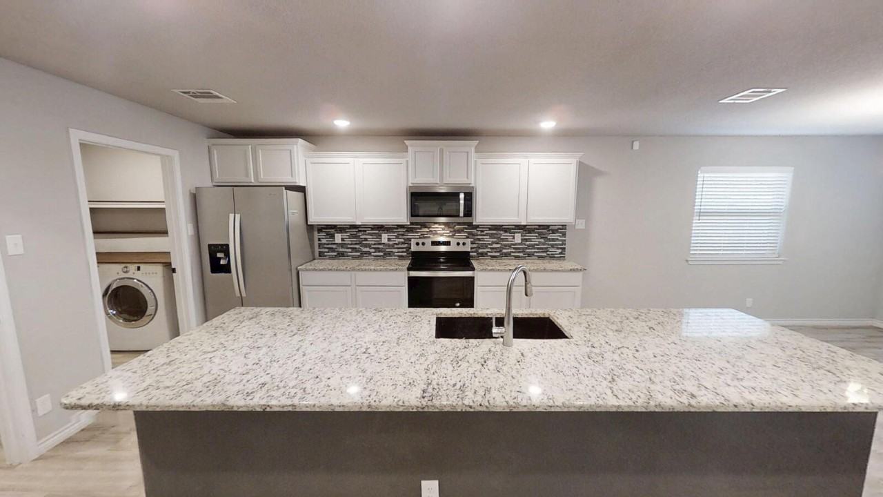 904 Clanton Cv - Photo 6 of 36