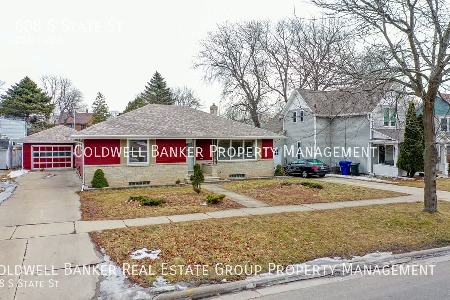 608 S State St - Photo 3 of 33