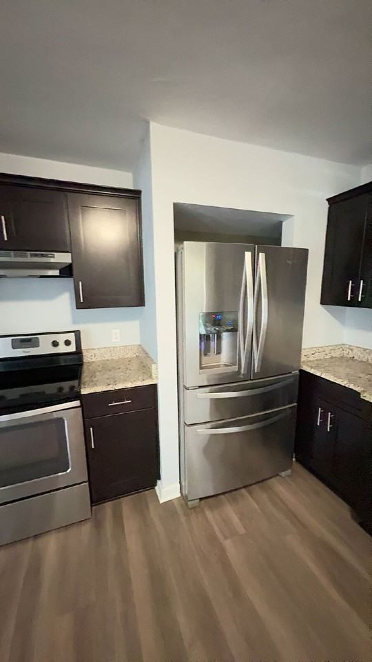 839 E Park Ave Ste A - Photo 4 of 18
