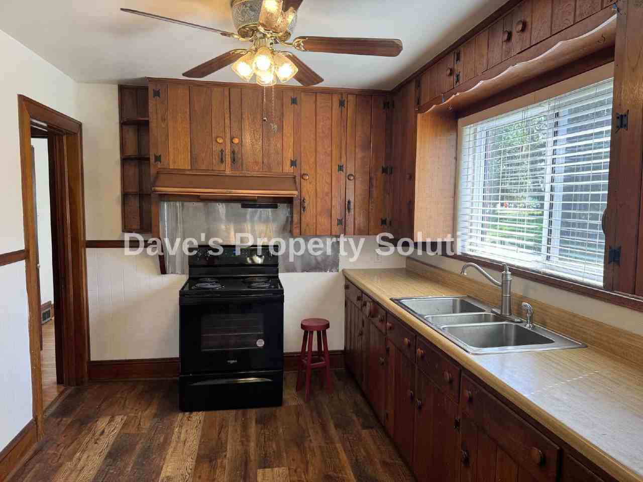 1001 W Clemmonsville Rd - Photo 5 of 13