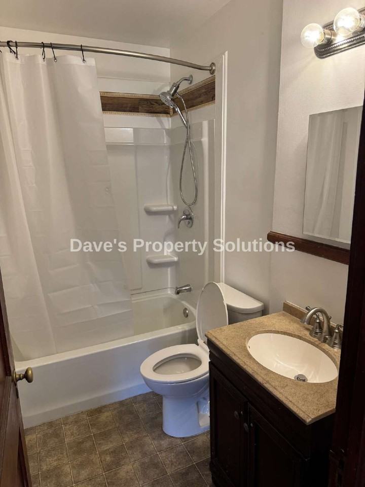 1001 W Clemmonsville Rd - Photo 7 of 13