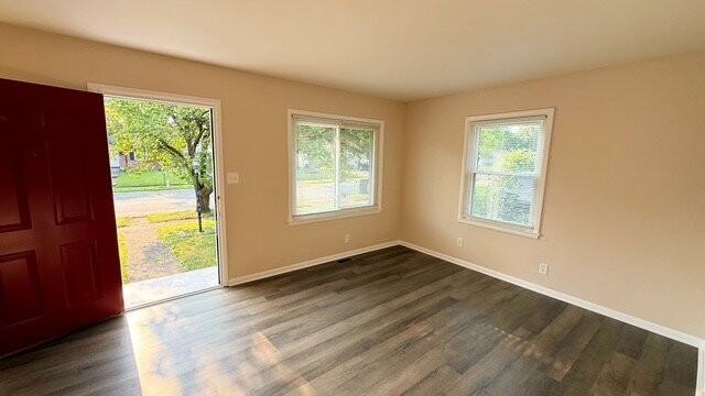 3514 Tiffany Dr - Photo 2 of 11