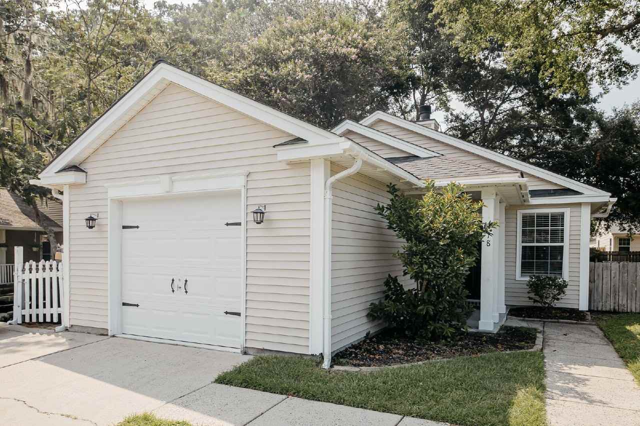 218 Lytham Ct - Photo 2 of 30