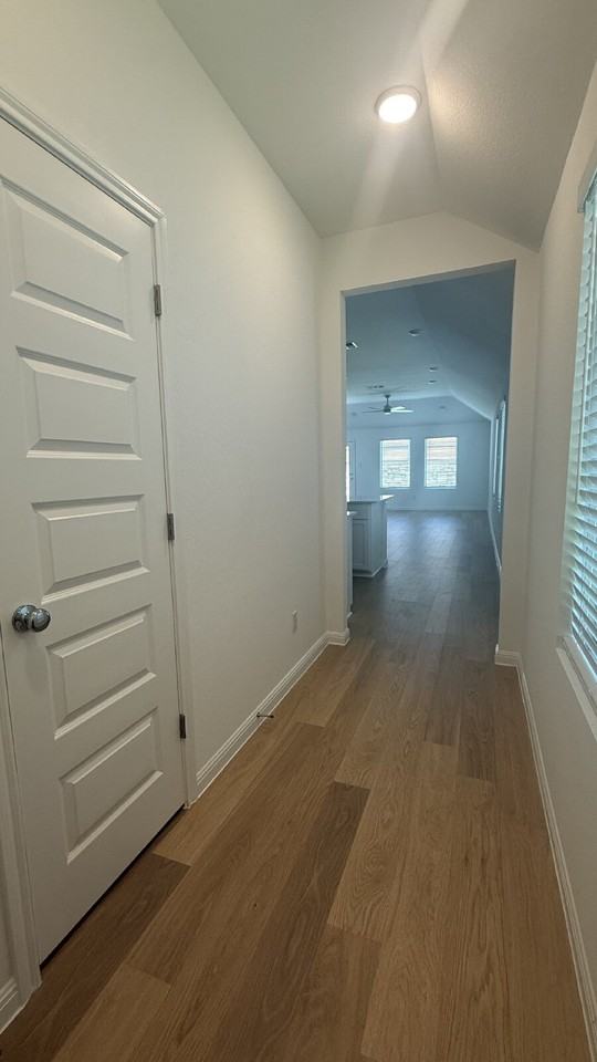 176 Hornet St - Photo 3 of 20