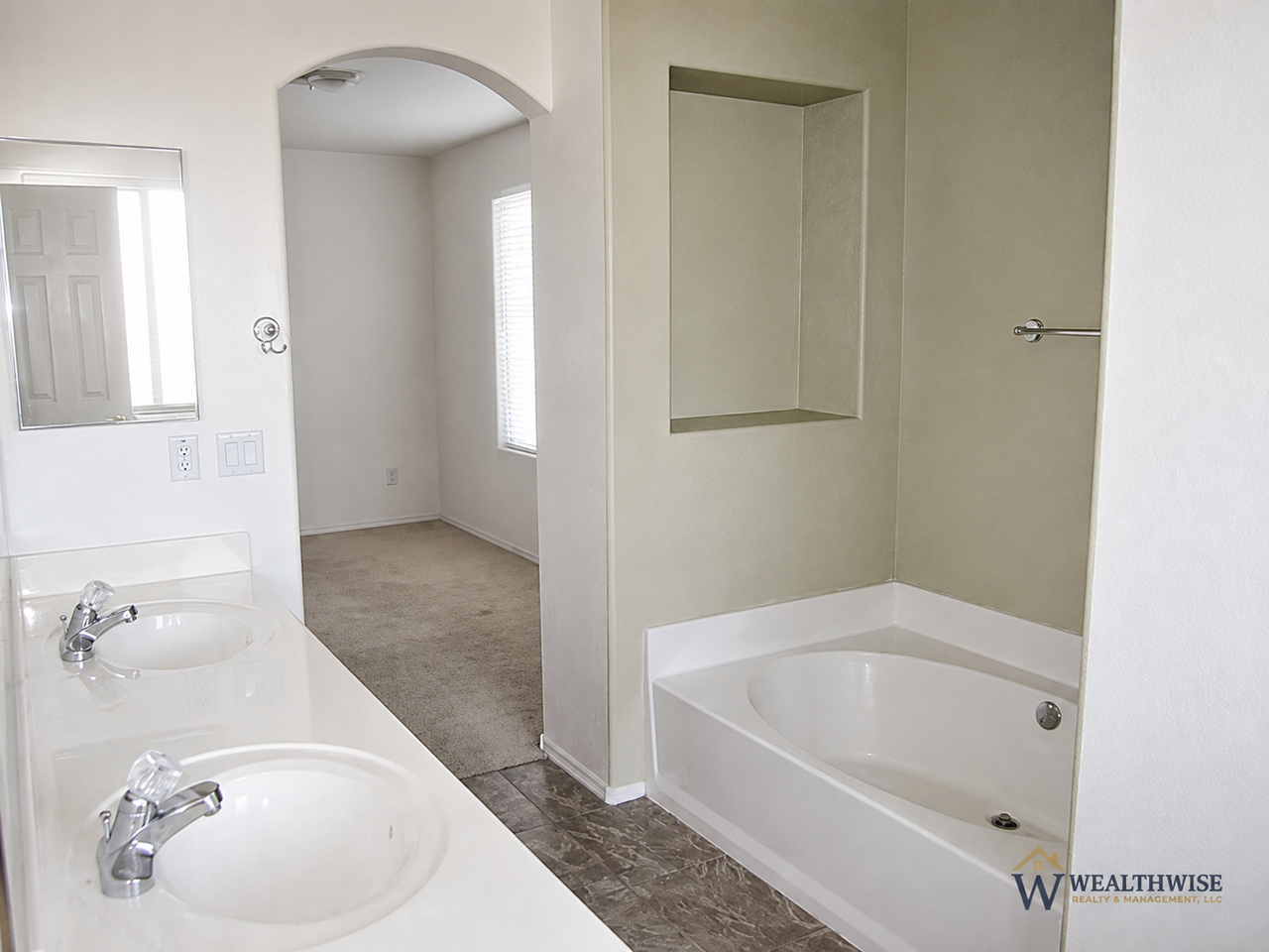 8386 S Lost Mountain Rd - Photo 7 of 10