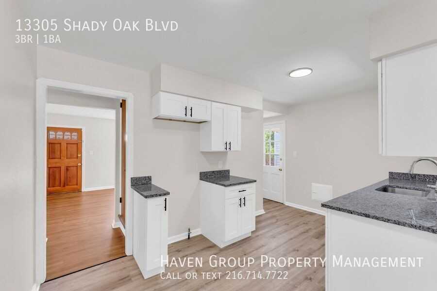 13305 Shady Oak Blvd - Photo 6 of 26