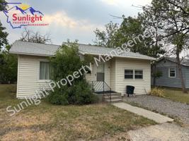 featured image of 19 4th Ave