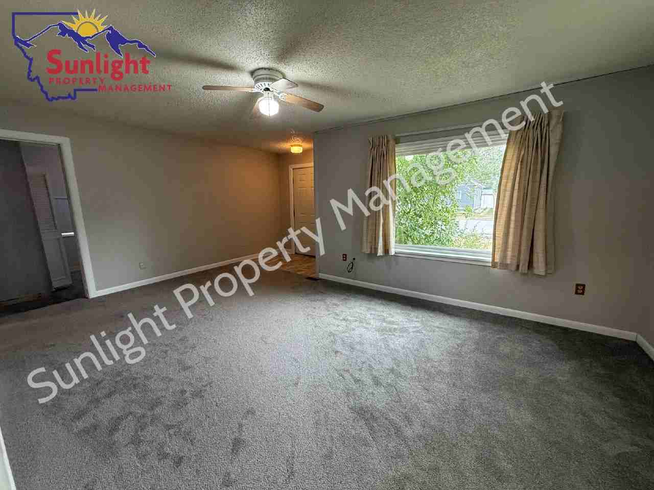 19 4th Ave - Photo 4 of 10