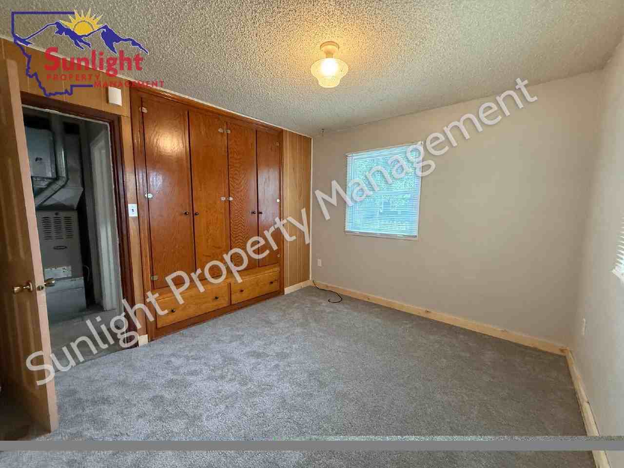 19 4th Ave - Photo 6 of 10