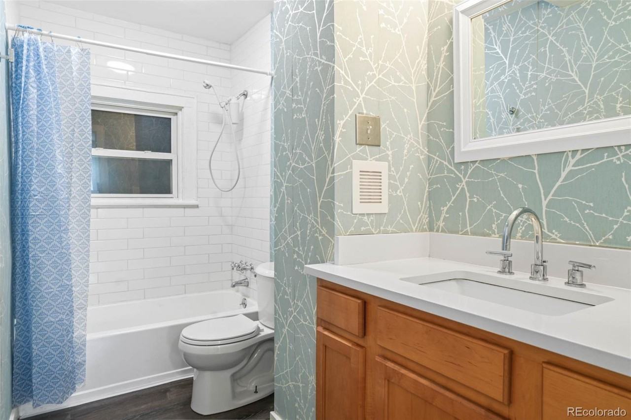 545 Ingalls St - Photo 7 of 19