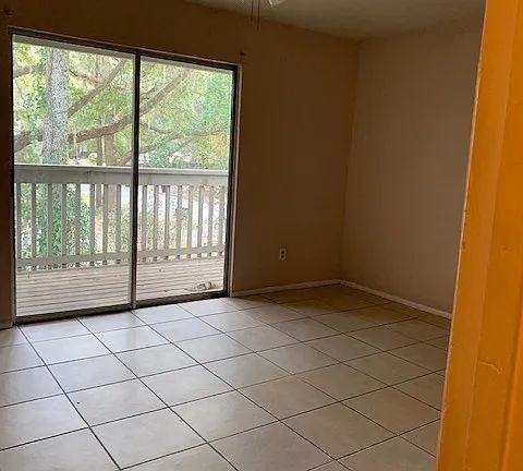 6117 Sw 12th Pl - Photo 2 of 8